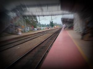800px-A_railway_station_in_India